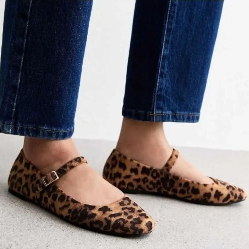 BRAND NEW SUGAR LEOPARD PRINT WOMEN  MARY JANE FLAT